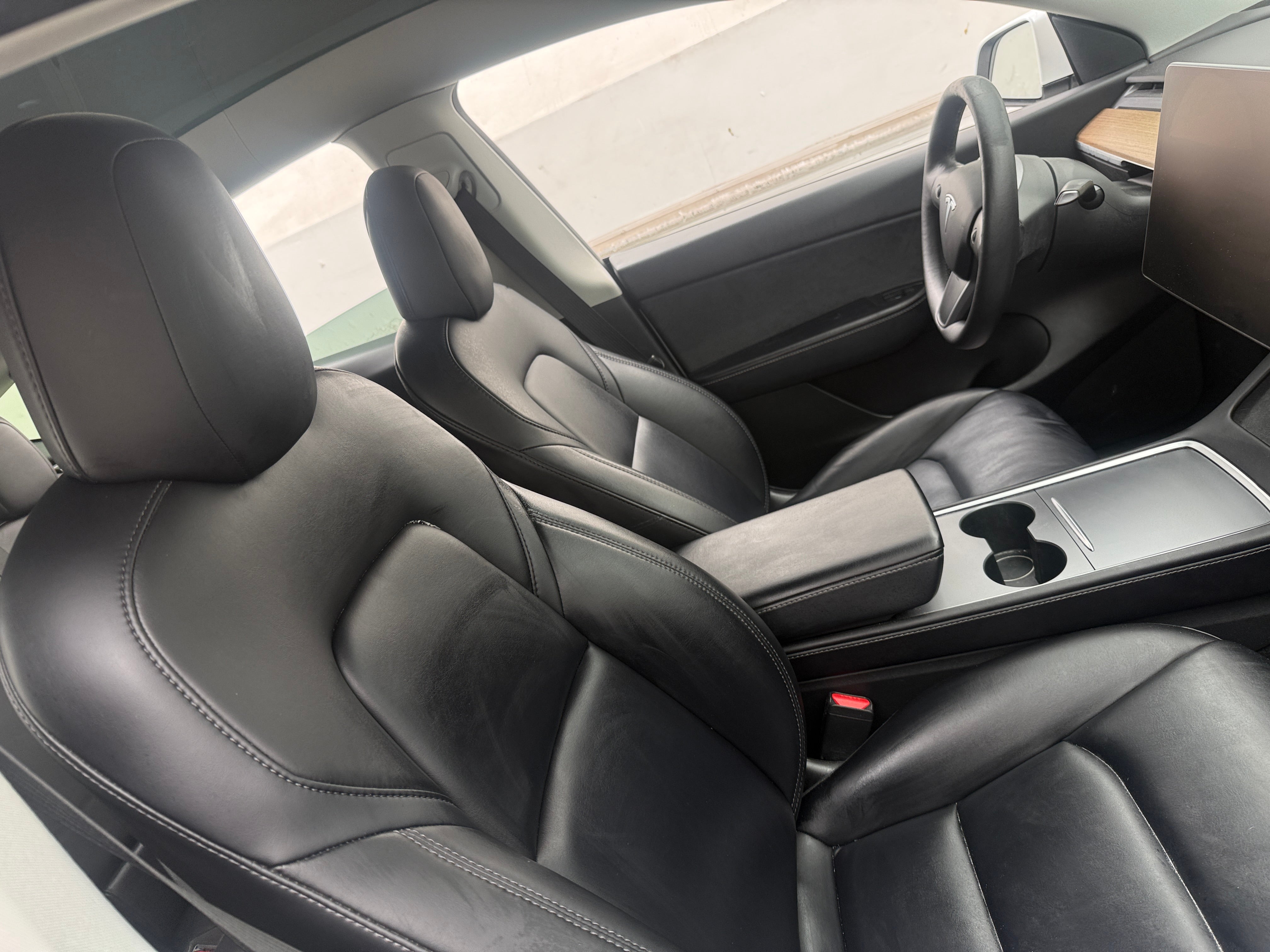 tesla model y 2022 7SAYGDEE4NF385133 image tesla model y 2022 7SAYGDEE4NF385133 image